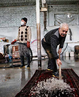 شستشوی سنتی قالی در قالیشویی فریدون کنار